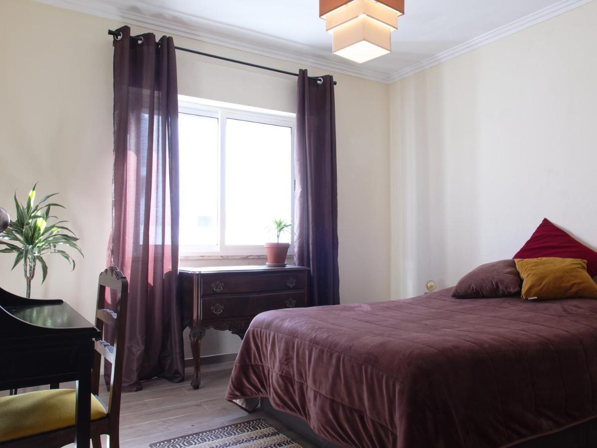 Toca Do Lobo Apartment Charneca  Ngoại thất bức ảnh