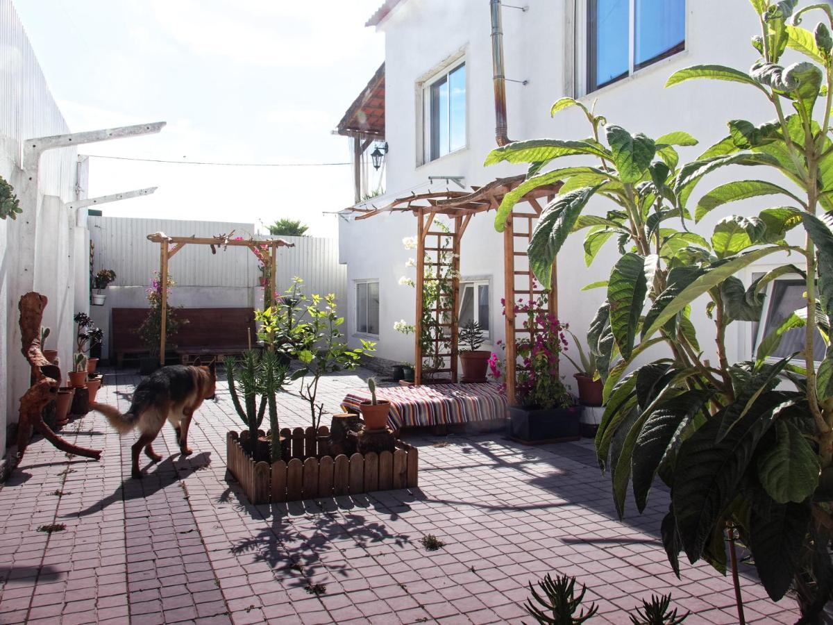 Toca Do Lobo Apartment Charneca  Ngoại thất bức ảnh